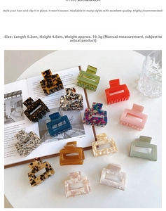 Detail showing various acetate claw clips colors and dimensions of 5.2cm by 4.8cm