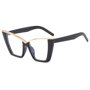 Chic cat-eye blue light blocking glasses with black frame and golden metal V-accent