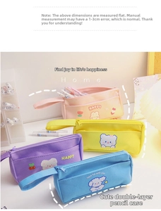 Detail of the portable handle and dual zipper design on this cute canvas pencil case