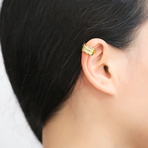 Elegant 18k gold plated heart ear cuff with micro-pave zircons for non-pierced ears