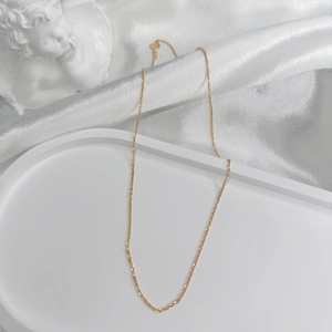 S925 sterling silver gold plated box chain necklace on elegant white silk with decor