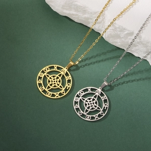 Colliers avec pendentif nœud de sorcière lune en acier inoxydable poli couleur or et argent