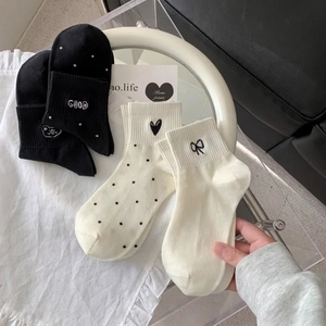 Women Crew Socks Combed Cotton Breathable Sweat Absorbent Embroidered Heart Bear Polka Dot Korean Style Casual