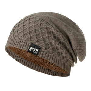 Winter warm knitted beanie in dark brown with fleece lining and diamond pattern