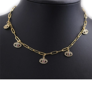 Collier trombone doré orné de cinq pendentifs œil maléfique colorés en zircone