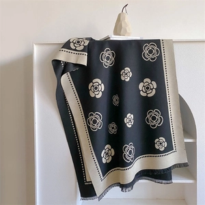 Thick black and beige camellia flower cashmere scarf with elegant fringe trim for winter