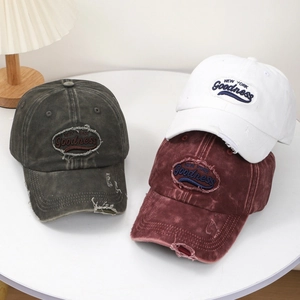 Casquettes de baseball délavées au style vintage avec broderie New York et accrocs