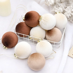 8cm fabric-covered Christmas ornaments in velvet finish for festive tree decoration