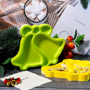 Weihnachtsglocken Silikonform für Harzschalen mit dekorativen Schleifendetails