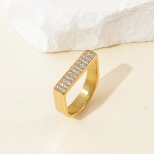 Gold titanium steel ring with double rows of pavé zircons on a rectangular top