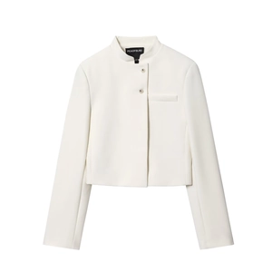 Blazer court blanc moderne avec col montant et fermeture à bouton asymétrique
