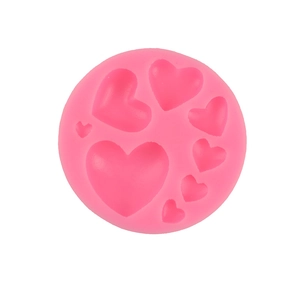 Pink circular silicone mold with 8 various heart sizes for DIY cake and chocolate crafting