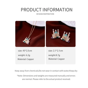 Infographic showing dimensions and weights for the 18K gold plated castle jewelry set