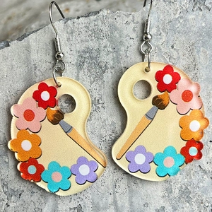 Boucles d'oreilles pour enseignante avec palette de peintre en acrylique et fleurs colorées