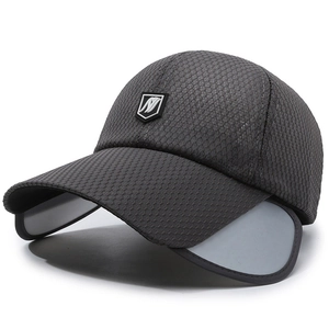 Dunkelgraue atmungsaktive Mesh-Baseballkappe mit ausziehbaren Sonnenschutzflügeln