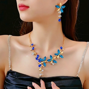 Vintage floral jewelry set with blue crystal necklace and earrings for women