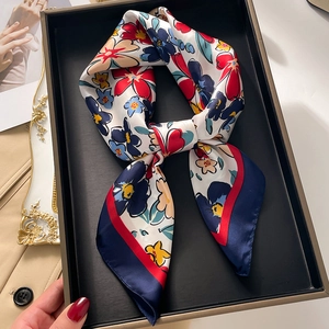 Elegant 70x70cm floral silk-feel scarf with bold color-blocking and smooth glossy finish