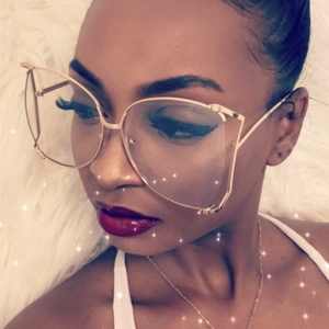 Fashionable oversized square gold metal sunglasses with cat eye frame for women