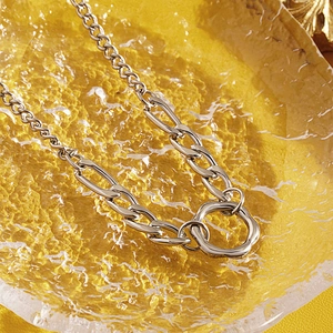 Collana a catena minimalista in acciaio inossidabile argento con ciondolo ad anello per donna