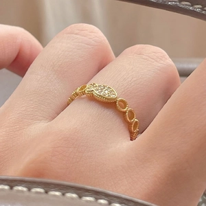 925 silver gold fish ring with zircon paving and hollow textured chain link band