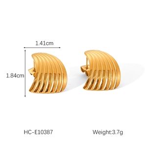 Detailed macro view showing dimensions and 18K gold textured finish of fan earrings