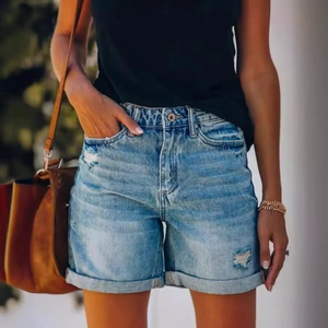 Short en jean taille haute pour femme en délavage bleu vintage avec ourlet effiloché