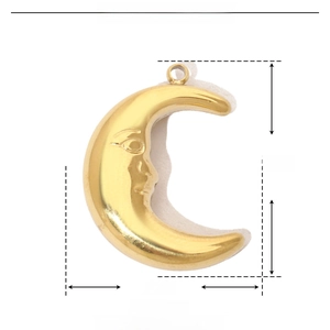 Detailed dimensions and weight of the gold stainless steel crescent moon face pendant