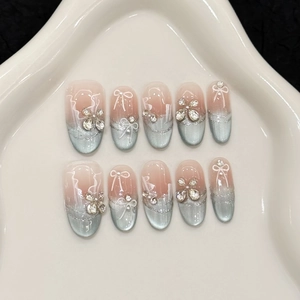 Faux Ongles Bleu Oeil De Chat Dégradé Avec Nœud Papillon Et Strass Style Français Élégant Ongles Artificiels