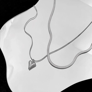 Minimalist double layer silver heart pendant necklace with snake chain and fine link
