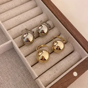 Boucles D'oreilles Dormeuses Boule Ronde Minimaliste En Alliage Poli Miroir Bijoux De Style Coréen Avec Tige En Argent
