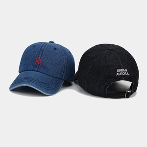 Fashionable denim baseball caps with R letter embroidery and adjustable metal buckle