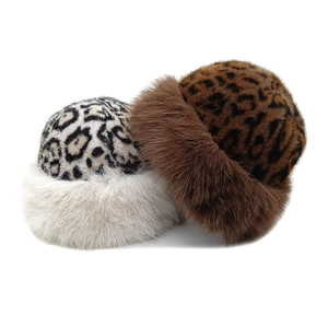 Cappello Alla Pescatora Pelliccia Sintetica Leopardata Caldo Invernale Peluche Accessori Retro Moda Donna