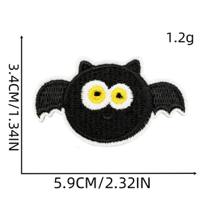 Cartoon ghost embroidery patch for Halloween decorations with size measurements