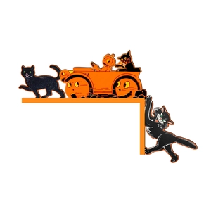 Detail of vintage Halloween wooden door corner decor featuring a black cat and pumpkin