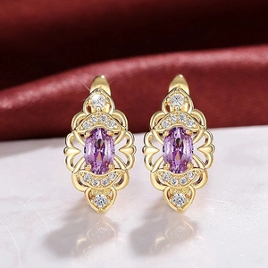 Vintage hohle Goldohrringe mit ovalem violettem Zirkon und weißen Kristallakzenten