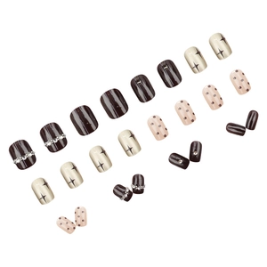 Maillard style silver cat-eye press-on nails with stars and rhinestones 24pcs set
