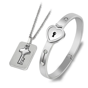 Titanium steel interlocking heart lock bracelet and key necklace jewelry set with crystals