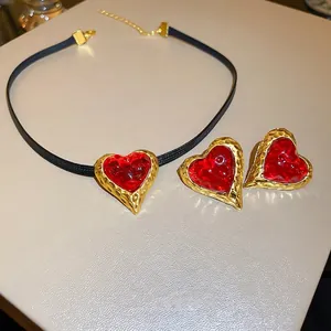 Vintage Red Resin Heart Earrings And Choker Necklace With 925 Sterling Silver Earring Post Hammered Gold Alloy Jewelry
