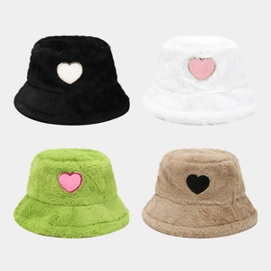 Plush Faux Fur Bucket Hat For Women Warm Winter Windproof Soft Heart Patch Gold Glitter Edge Fashion Leisure Fischer Hat