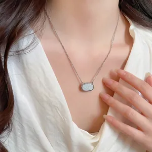 Oval Pendant Necklace For Women Copper With Resin Druzy Texture Silver Tone Minimalist Adjustable Chain Elegant