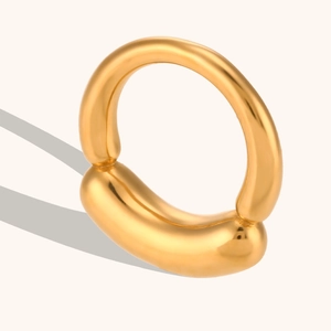 Polished gold-plated stainless steel chunky smile ring with rounded balloon texture