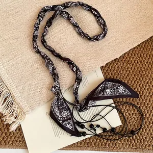 Chaîne de taille bohème avec perles en bois vintage et motif floral en tissu