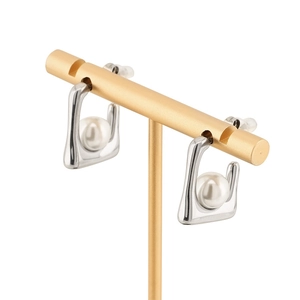 French vintage square pearl stud earrings in silver trapezoid design for women