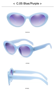 Layout a tre viste di occhiali da sole cat eye blu con lenti sfumate viola e rivetti