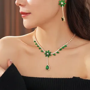 Vintage emerald zircon flower teardrop jewelry set with gold necklace and earrings