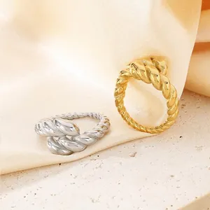 Vintage Twist Stainless Steel Ring For Women Trendy Spiral Knot Design High Polished Fashion Jewelry Accessory