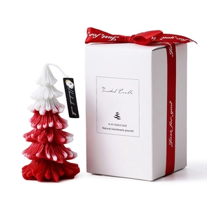 Red and white gradient Christmas tree scented candle with elegant gift box and ribbon