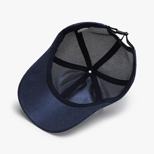 Dunkelblaue atmungsaktive Mesh-Baseballkappe für Sport aus 100% Polyester-Material
