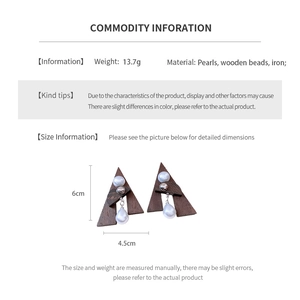 Detailed size chart for geometric triangle earrings with pearls and wooden beads
