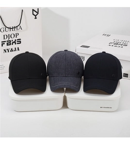 Men's casual baseball caps in black, grey, and navy with premium gift packaging boxes